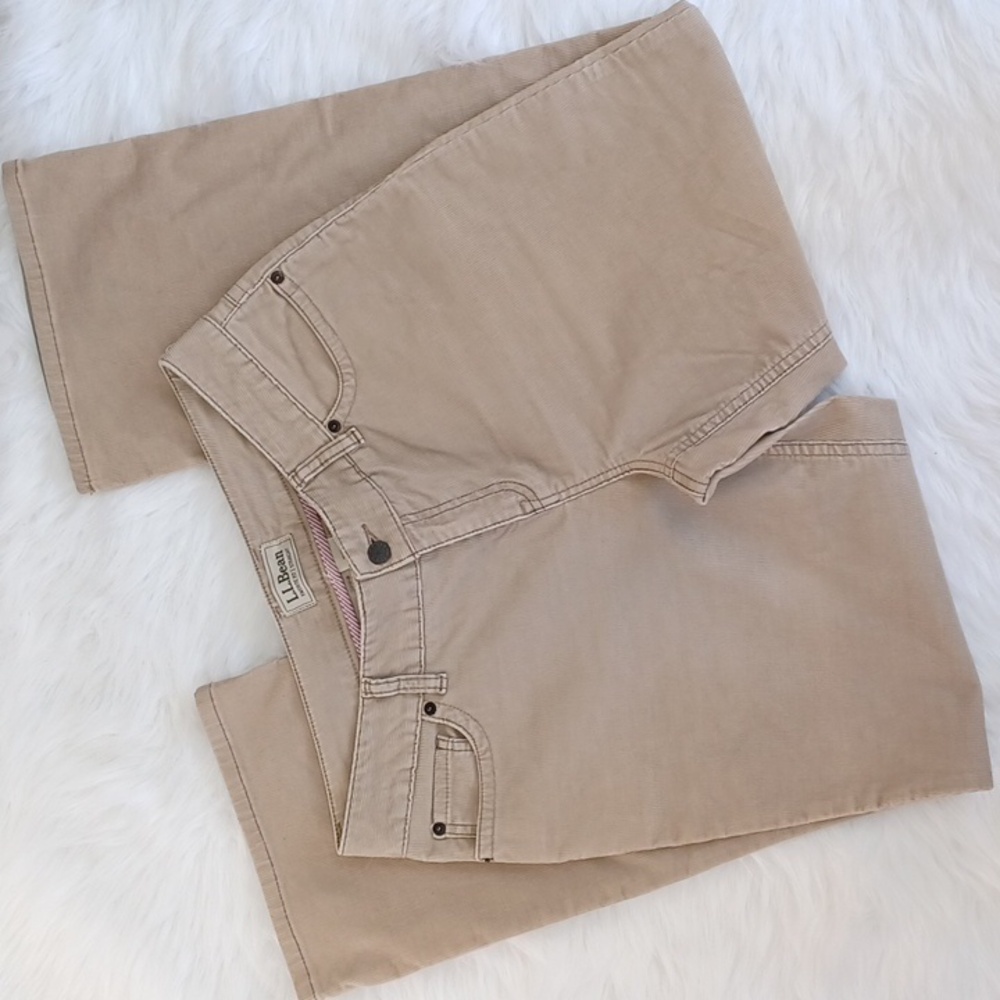 L.L Bean Corduroy Perfect Fit Straight Leg Pants. Tan. Womans 10P